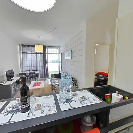 Apartman Apartamento Con Terraza Privada En Playa De Americas *