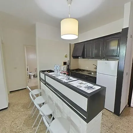 Apartamento Con Terraza Privada En Playa De Americas Apartment